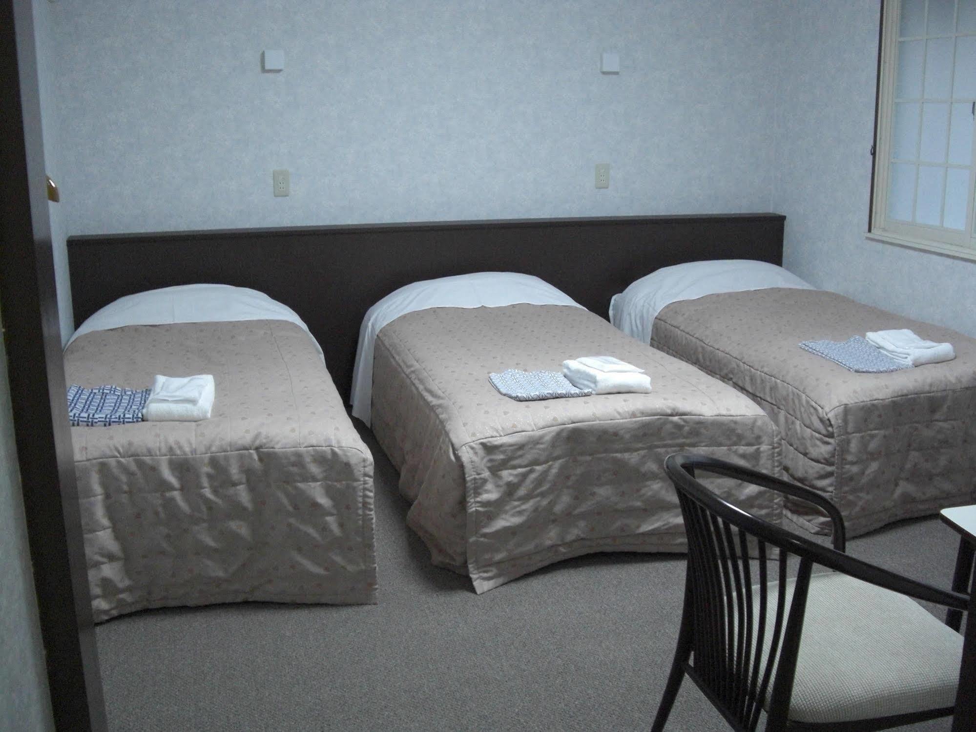 Akakura Yours Inn Myōkō Extérieur photo